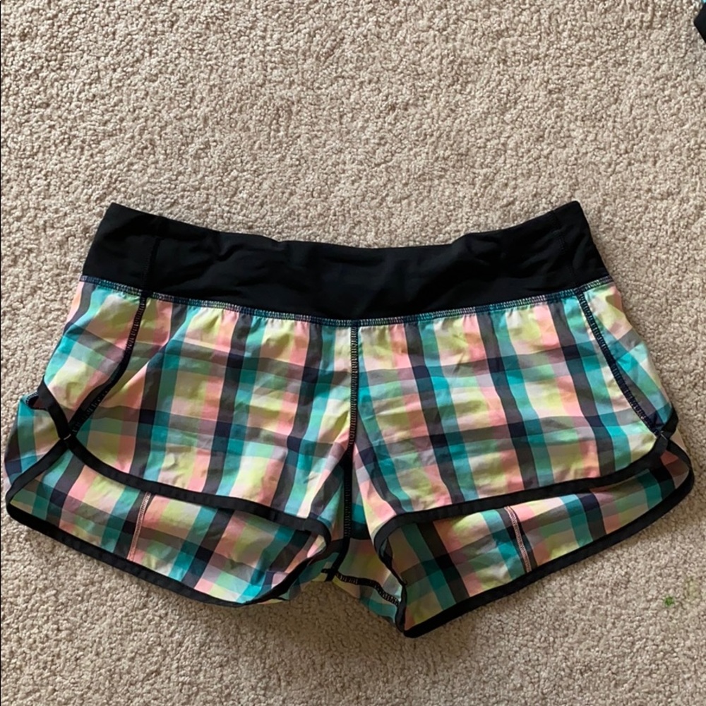 NWOT Lululemon Speed Up Shorts (2.5”, size 8)
